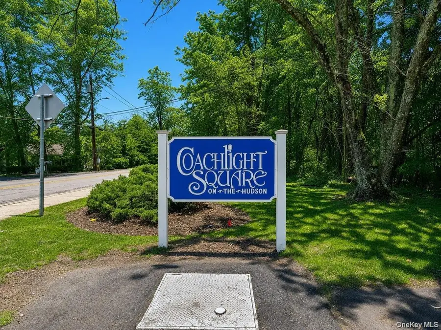 5 Coachlight Square, Montrose, NY 10548 - #3
