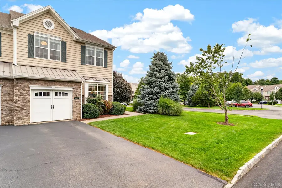1307 Glastonbury Lane, Fishkill, NY 12524 - #2