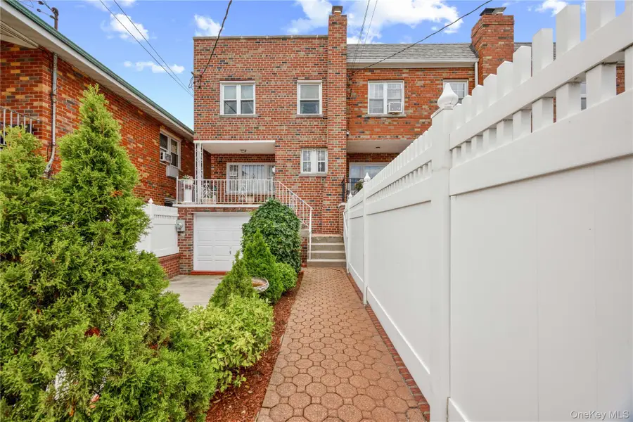 727 Hollywood Avenue, Bronx, NY 10465 - #3