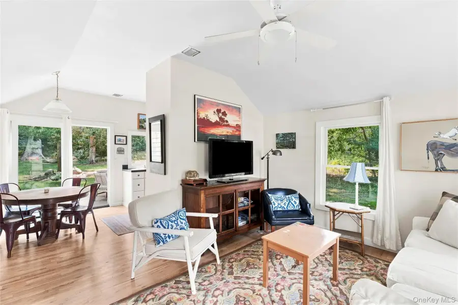 12 School Street, Springs, NY 11937 - #3