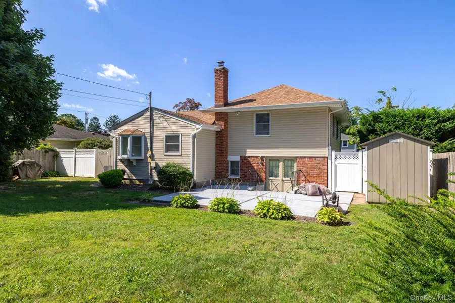 17 Keswick Drive, East Islip, NY 11730 - #3