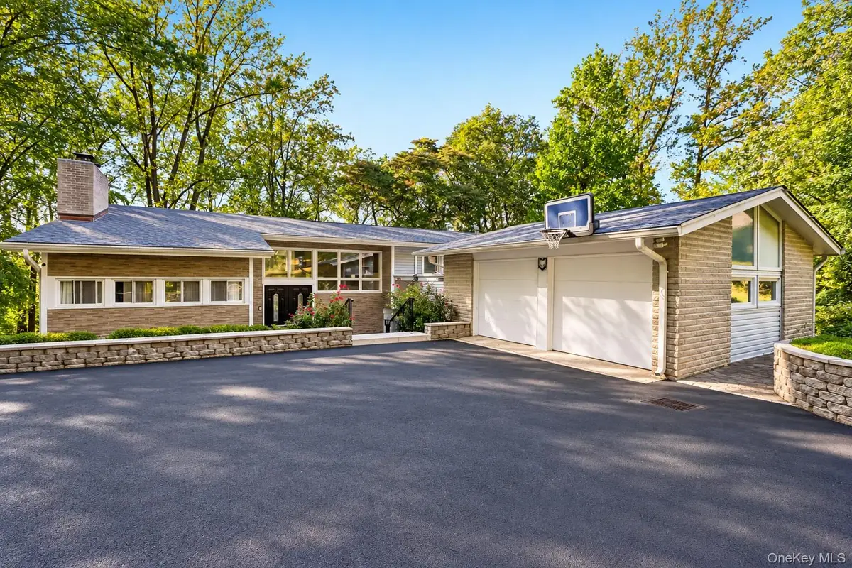 498 Winding Road N, Ardsley, NY 10502 - #1