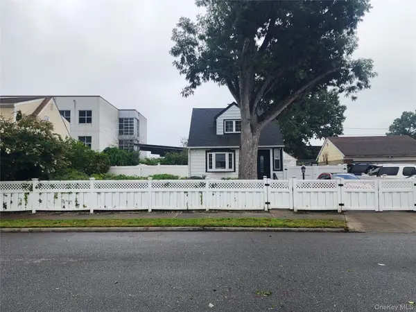 5 Konig Court, Roosevelt, NY 11575