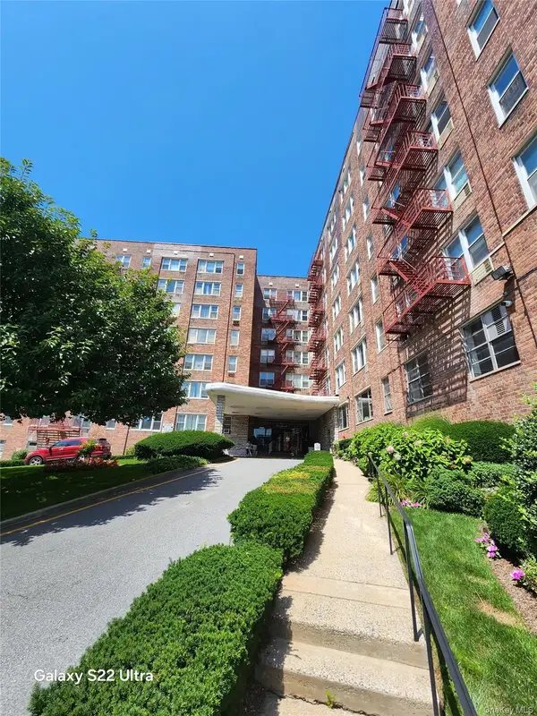 333 Bronx River Road #324, Yonkers, NY 10704