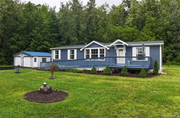 64 Airport Road, Accord, NY 12404