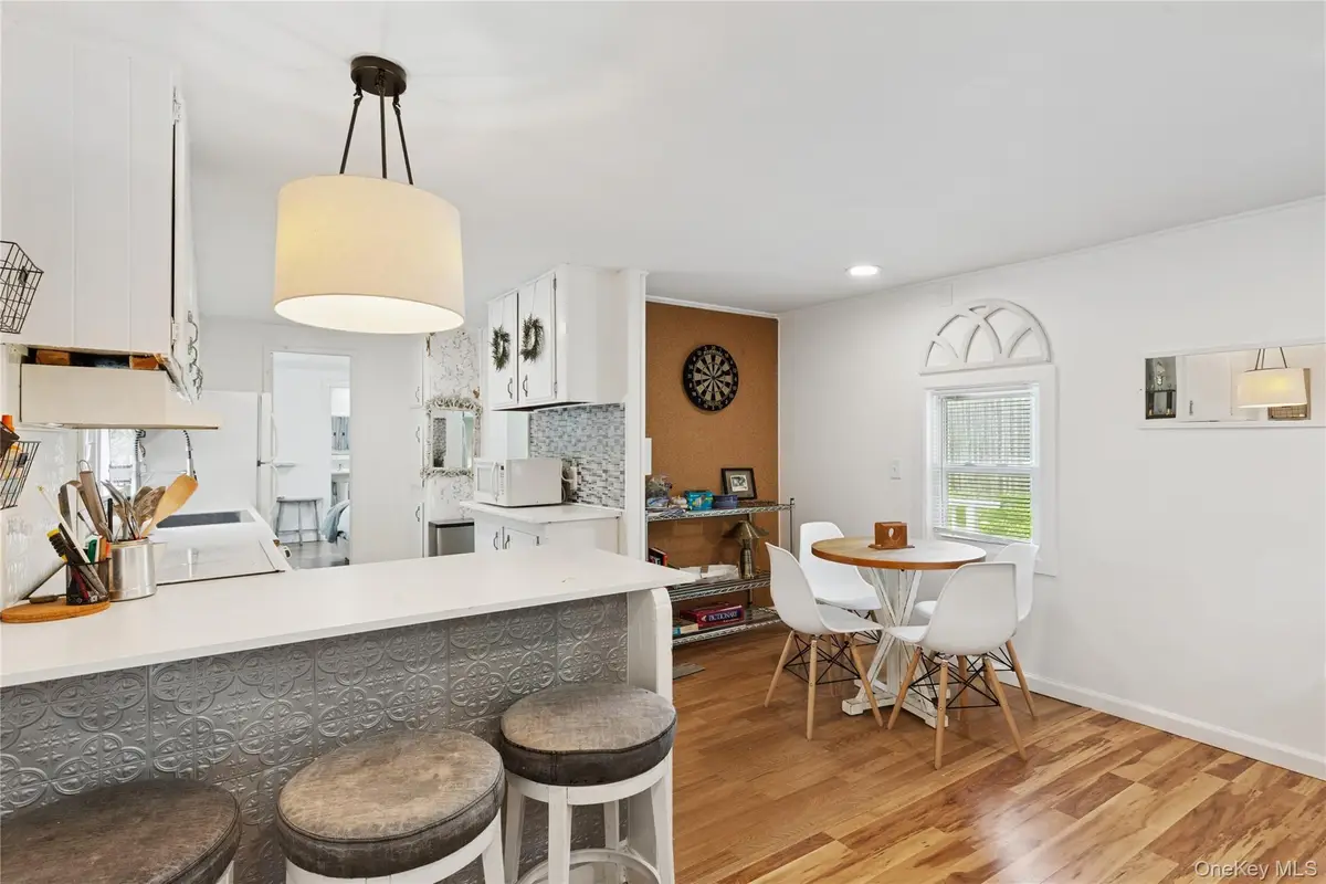 8 North Railroad Avenue, Jamesport, NY 11901 - #1
