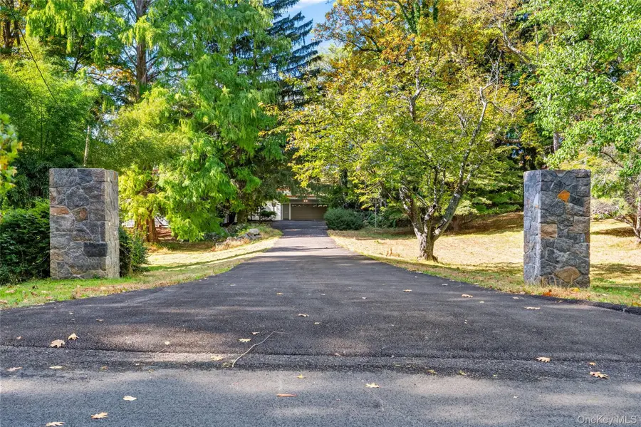 36 Crosshill Road, Hartsdale, NY 10530 - #2