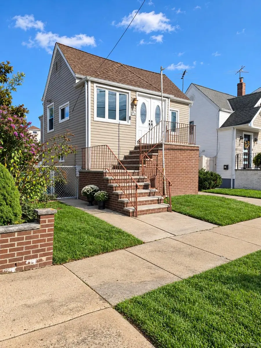 159-15 95th Street, Howard Beach, NY 11414 - #2