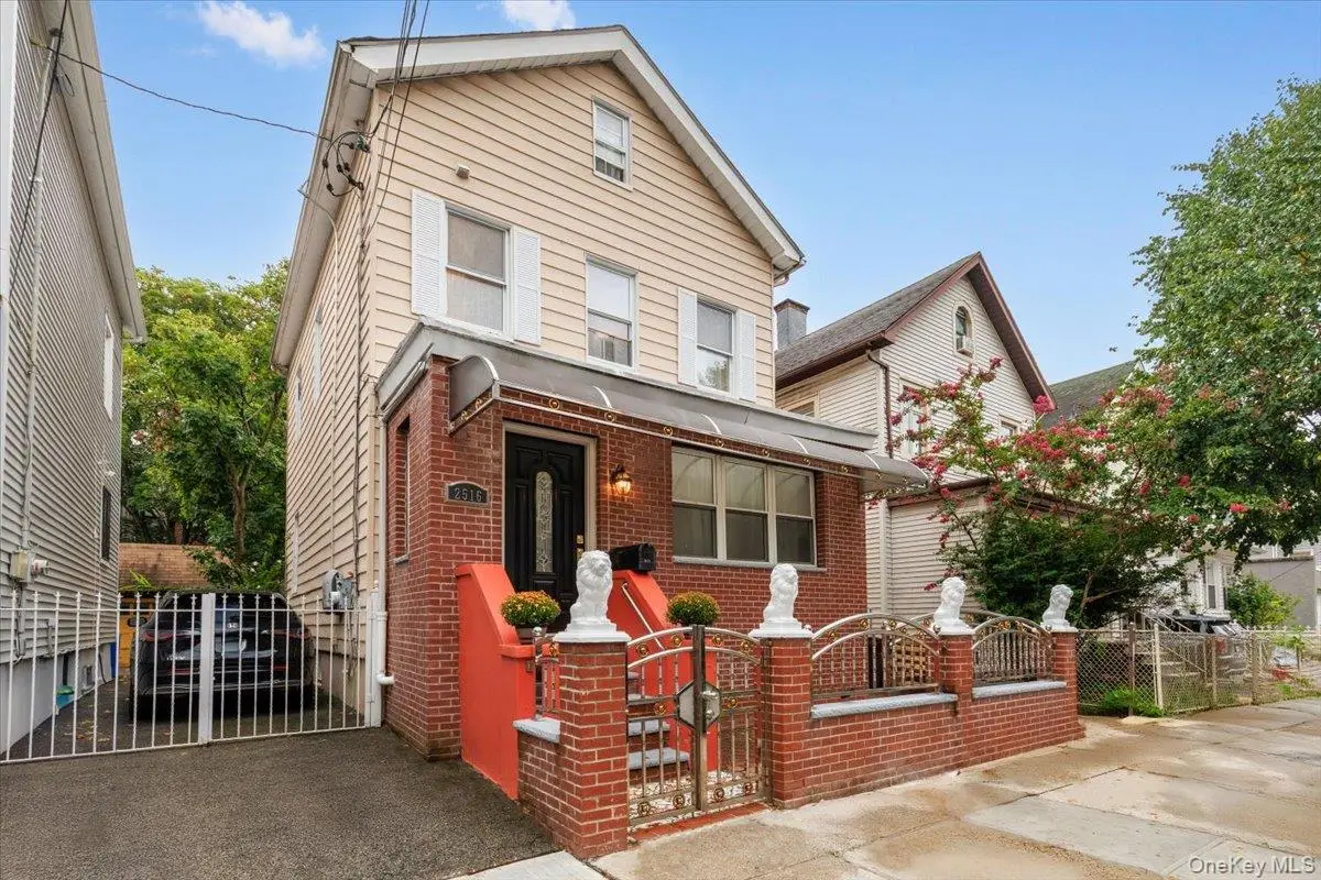 2516 Glebe Avenue, Bronx, NY 10461 - #1