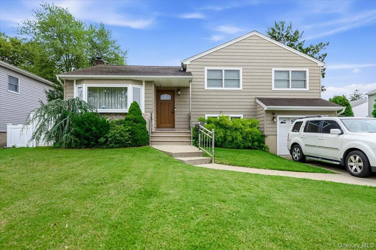 2664 Grayson Drive, East Meadow, NY 11554 - #1