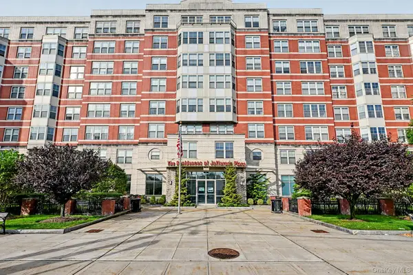 300 Mamaroneck Avenue #303, White Plains, NY 10605
