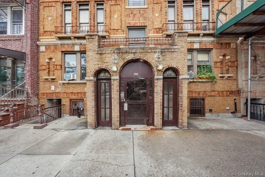 1226 Evergreen Avenue, Bronx, NY 10472 - #2