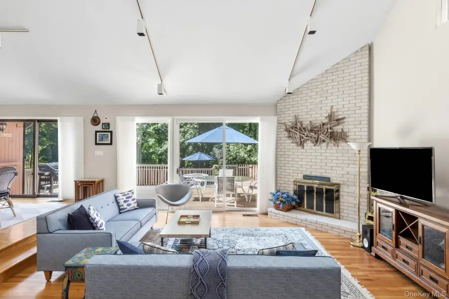 39 Spring Pond Lane, Southampton, NY 11968 - #3