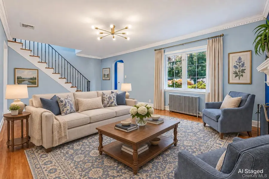 7 Highmeadow Road, Manhasset, NY 11030 - #2