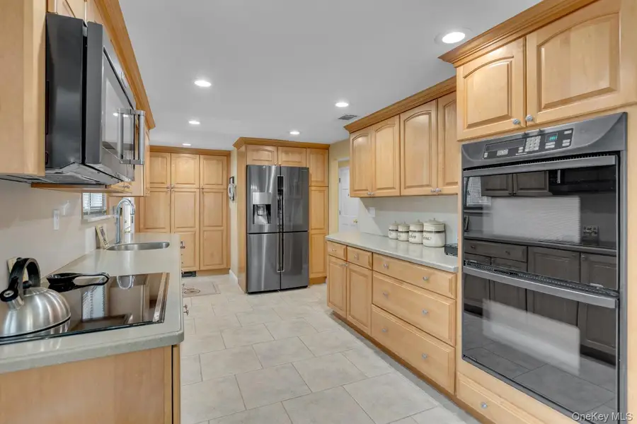 2 Cori Lane, East Northport, NY 11731 - #3