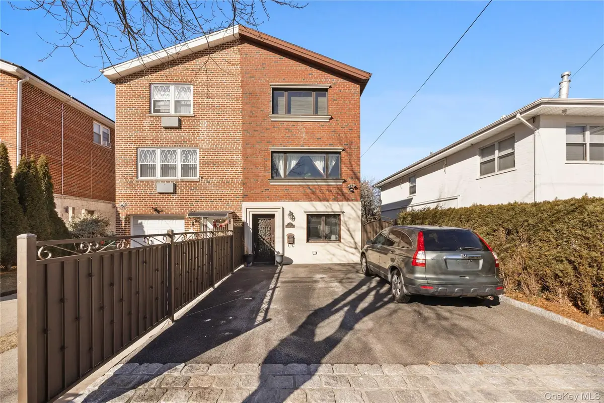 229 Ditmars Street, Bronx, NY 10464 - #1