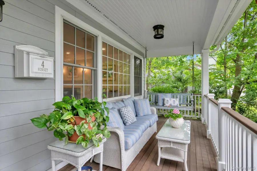 4 Sunset Lane, Port Washington, NY 11050 - #2