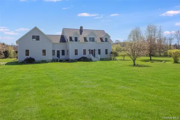 854 County Route 9, Ghent, NY 12075