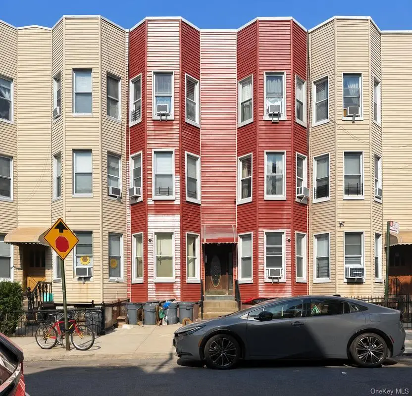 168 Russell Street, Brooklyn, NY 11222 - #1