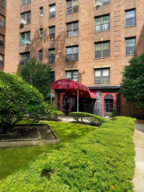 83-05 98 Street #5B, Woodhaven, NY 11421