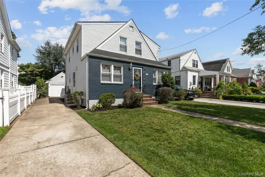 529 7th Avenue, New Hyde Park, NY 11040 - #3