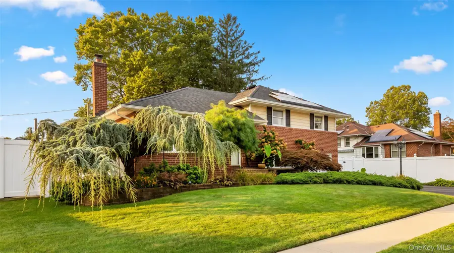54 Jacqueline Road, Massapequa, NY 11758 - #2