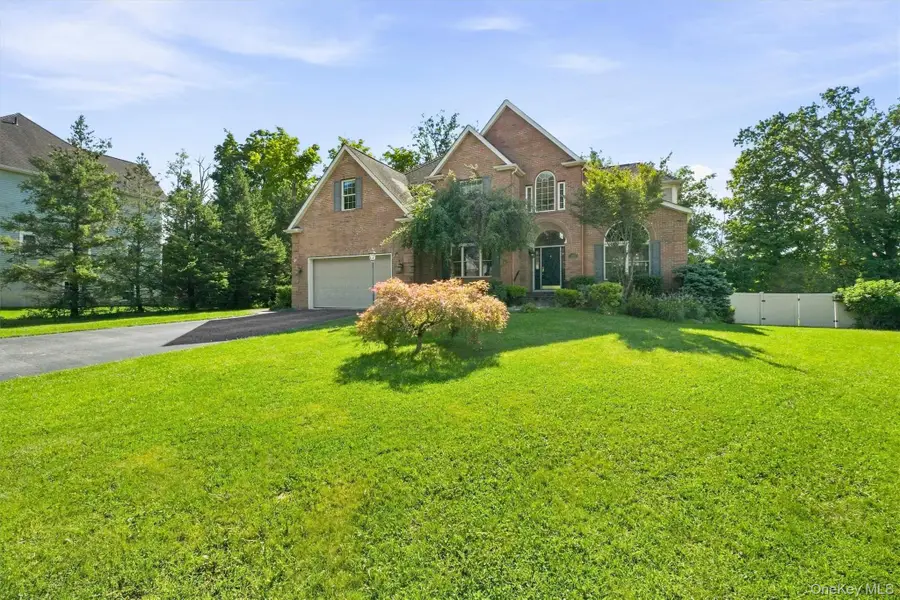17 Arbor Court, Poughkeepsie, NY 12603 - #2