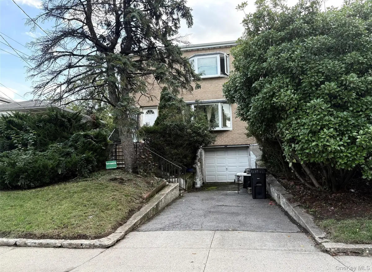 105-20 Ditmars Boulevard, East Elmhurst, NY 11369 - #1