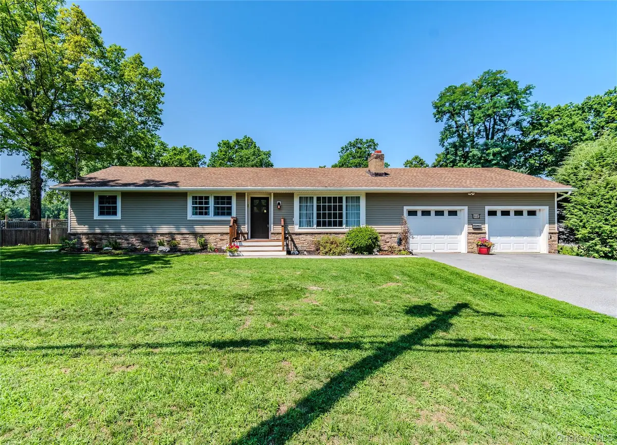19 Closs Drive, Rhinebeck, NY 12572 - #1