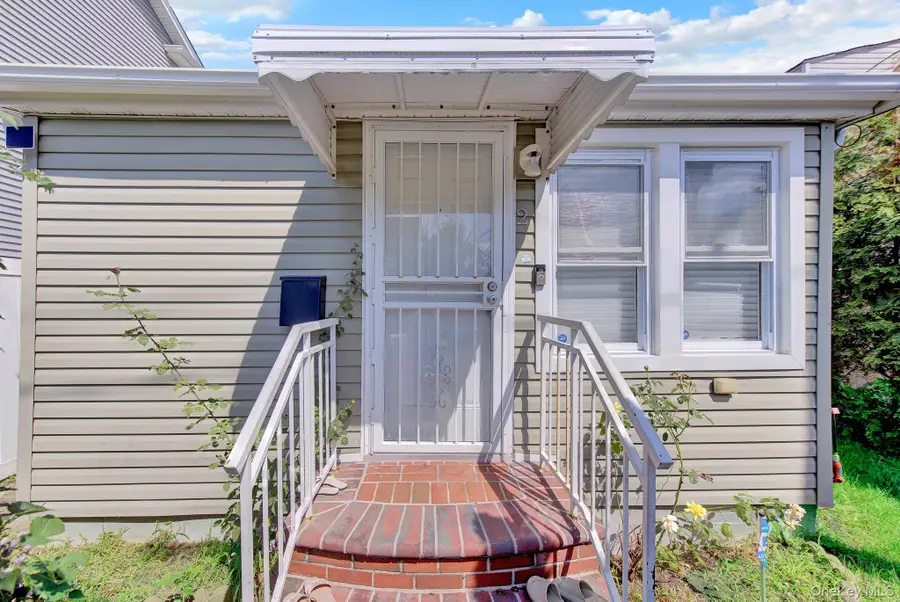 2 Sampson Street E, East Rockaway, NY 11518 - #2