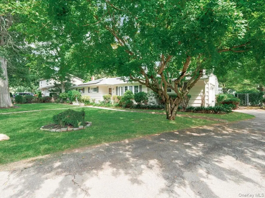 23 Hren Avenue, Huntington, NY 11743 - #2