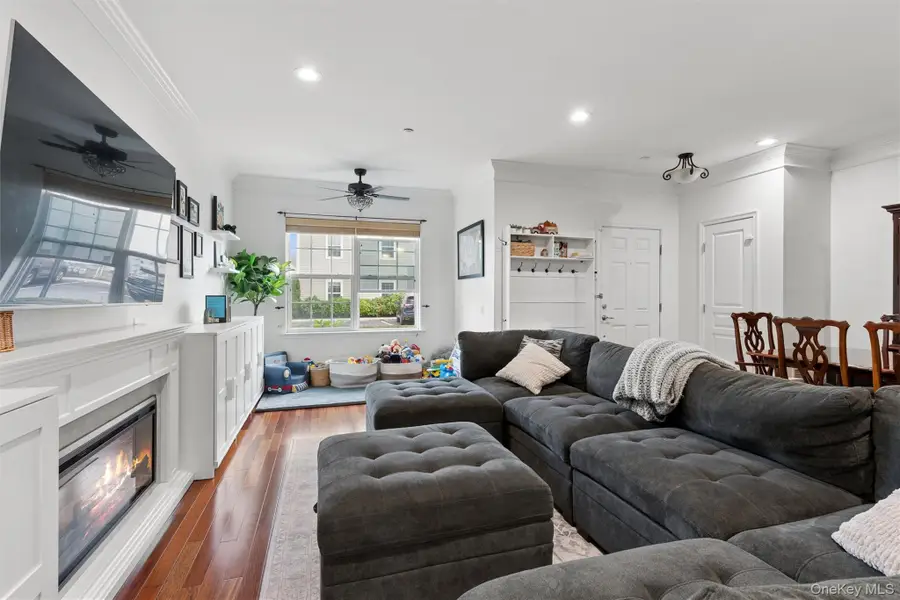 19 Strangford Court #110, Oceanside, NY 11572 - #2