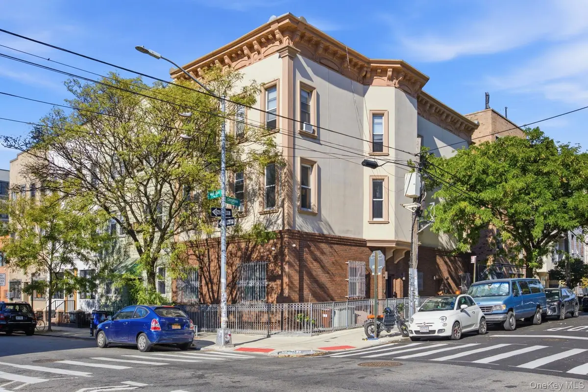 332 Manhattan Avenue, Brooklyn, NY 11211 - #1