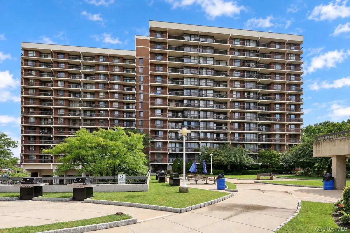 150-38 Union Turnpike #8D, Flushing, NY 11367 - #1