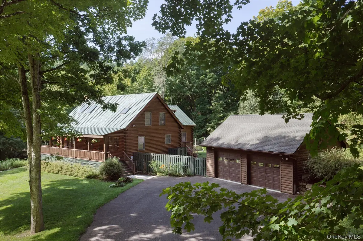 1262 Turkey Hill Road, Red Hook, NY 12571 - #1