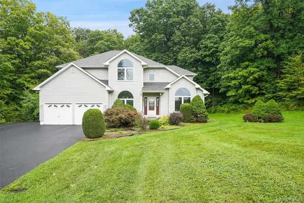 18 Bray Farm Lane, Wappingers Falls, NY 12590