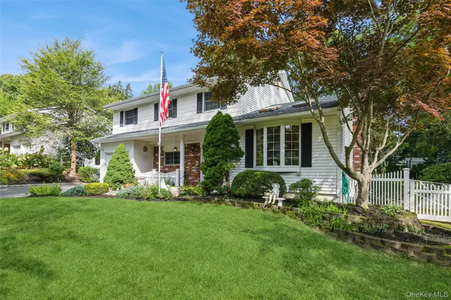 22 Sheryl Crescent, Smithtown, NY 11787 - #2