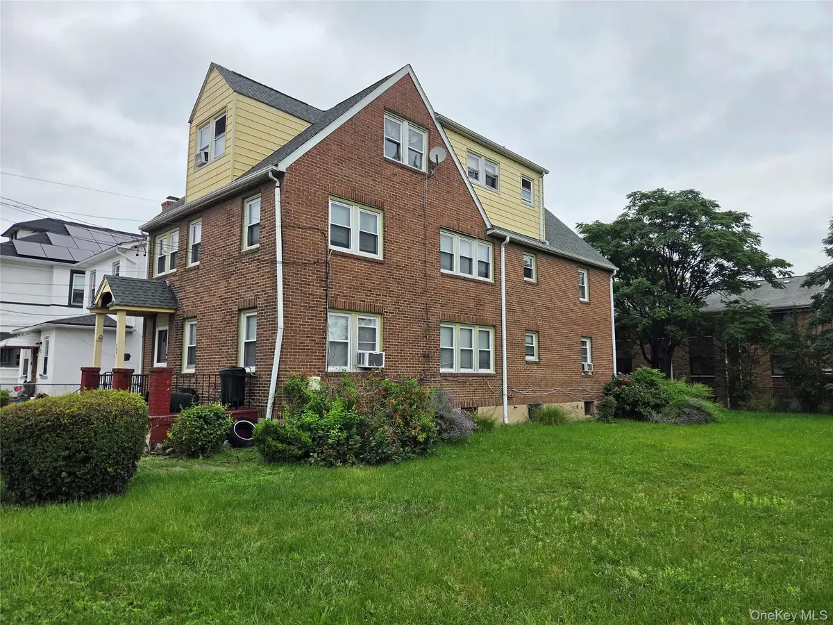 341 S 9th Avenue, Mount Vernon, NY 10550 - #1