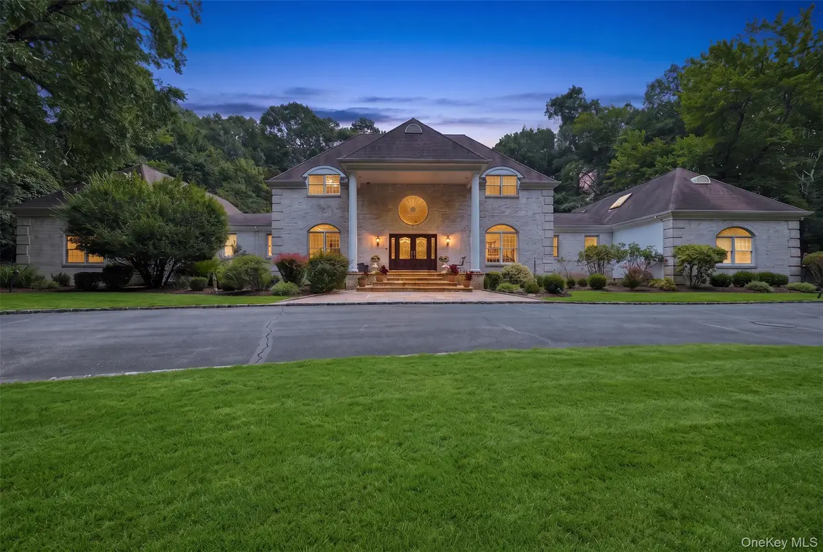 9 Swan Place, Nissequogue, NY 11780 - #1