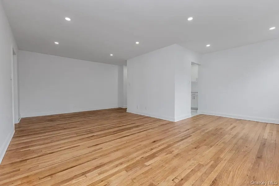 65-35 Yellowstone . Boulevard #6F, Forest Hills, NY 11375 - #3