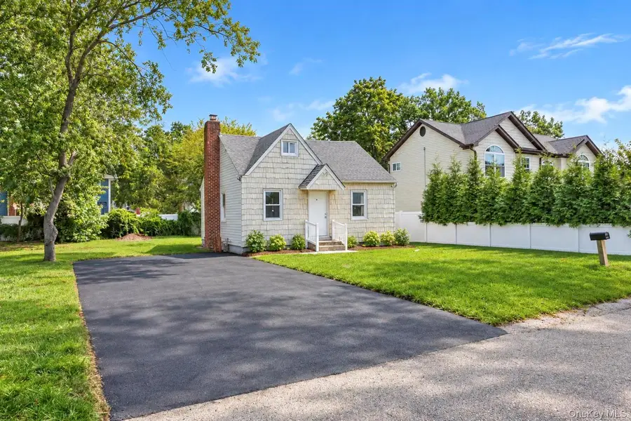 55 S 32nd Street, Wyandanch, NY 11798 - #3