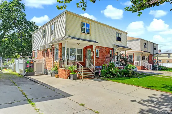 5310 206th Street, Oakland Gardens, NY 11364
