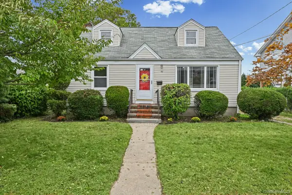 32 Brenner Avenue, Bethpage, NY 11714