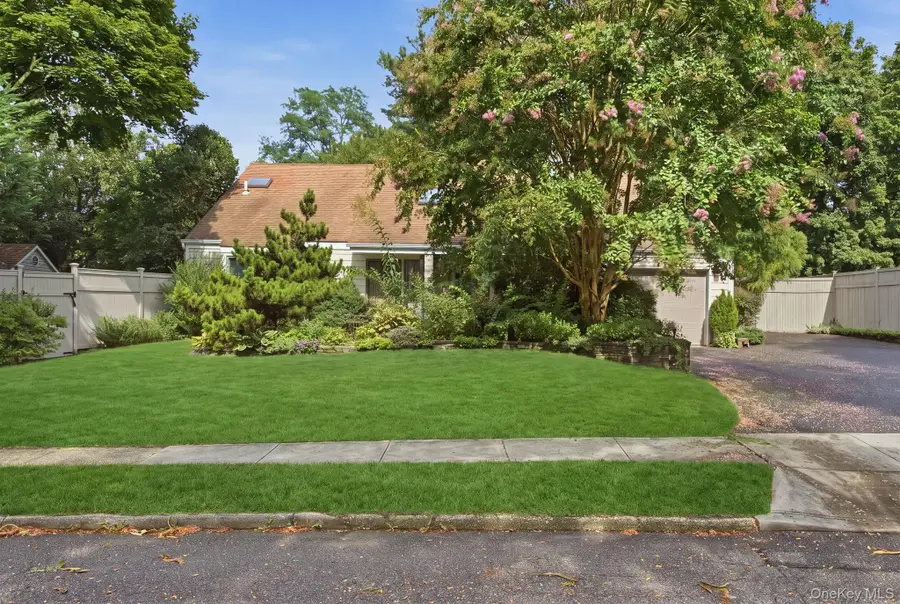 5 Highridge Drive, Huntington, NY 11743 - #2