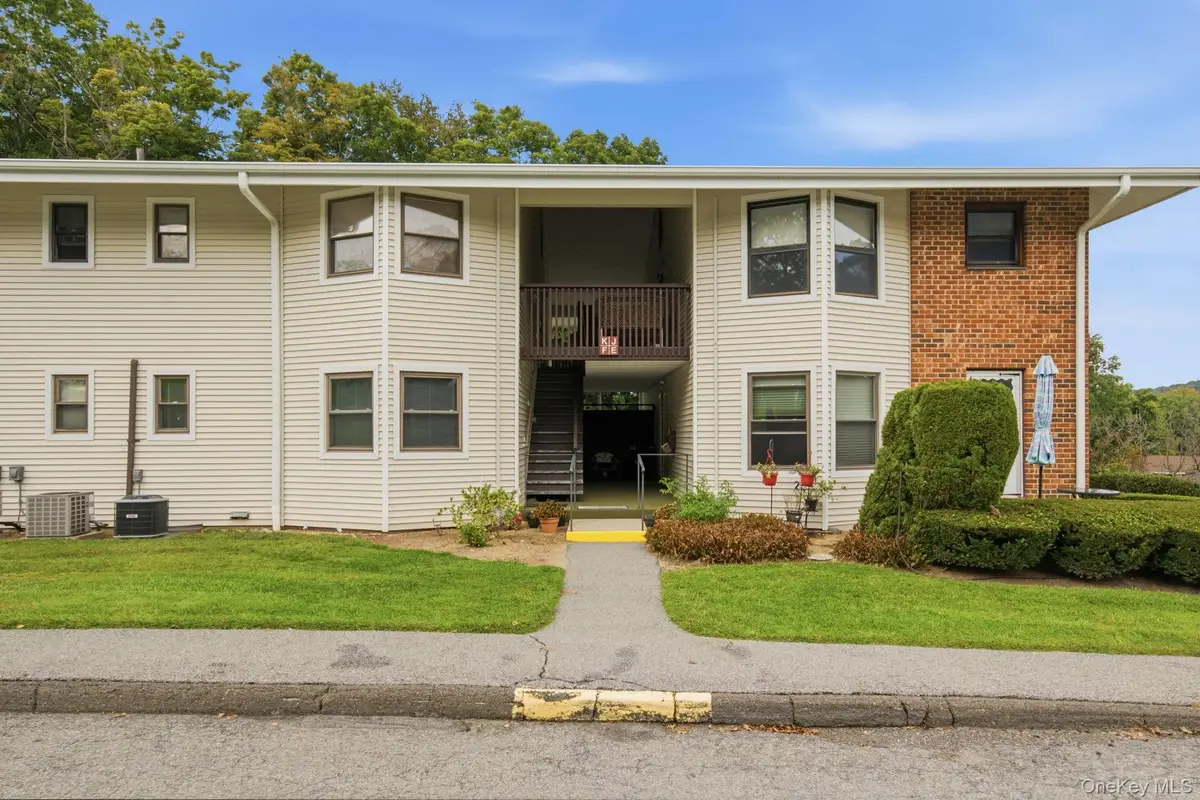 27 Walden Court #F, Yorktown Heights, NY 10598 - #1
