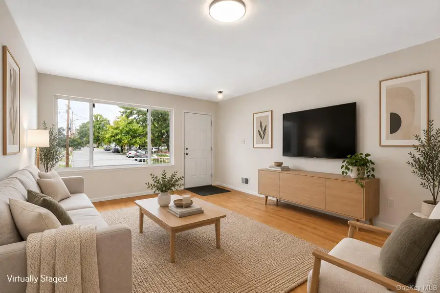 78 Confederation Place, Staten Island, NY 10303 - #2