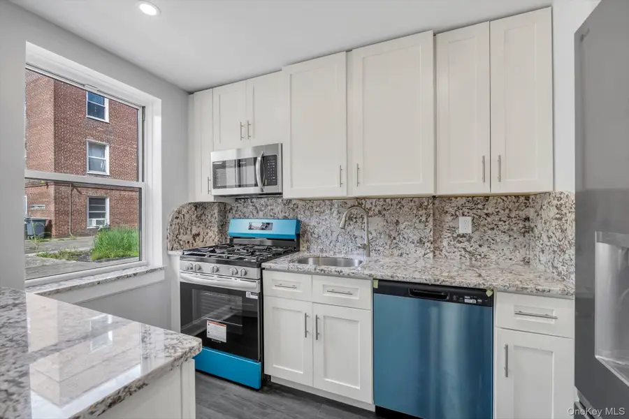 141-15 Union Turnpike #1-O, Flushing, NY 11367 - #3