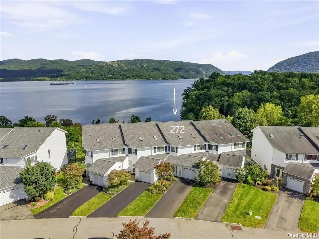 272 Tamerisk Lane, New Windsor, NY 12553 - #1