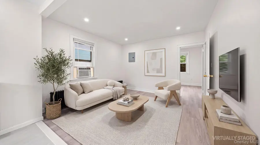 16505 78th Avenue, Fresh Meadows, NY 11366 - #3
