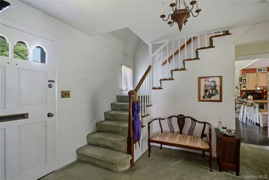 1 Grandview Circle, Pleasantville, NY 10570 - #3